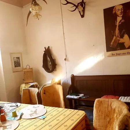 Historischezimmer Homestay *
