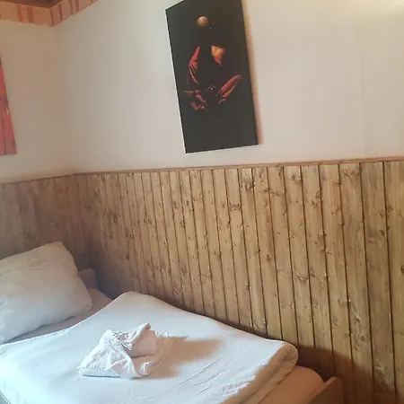Historischezimmer *
